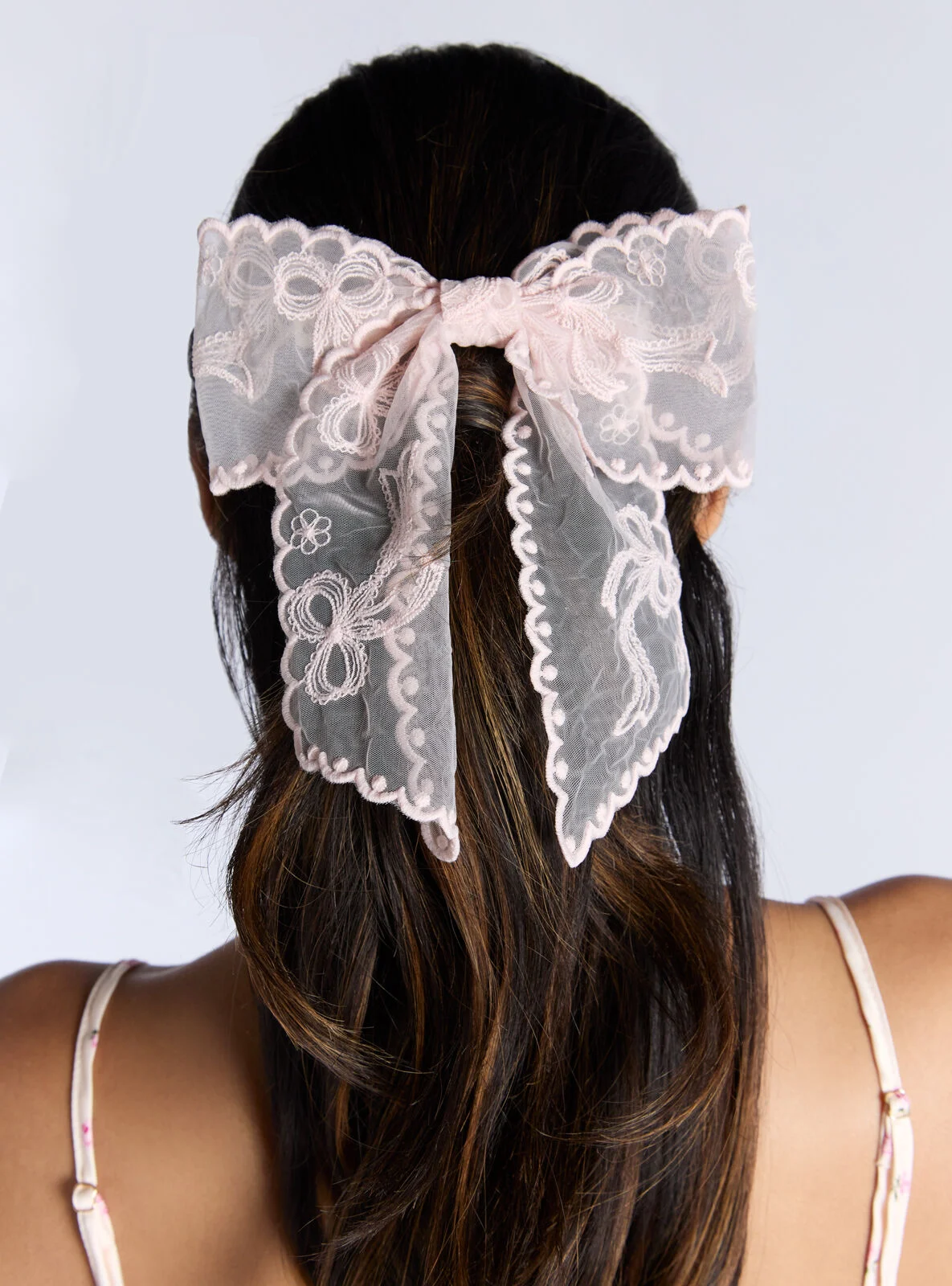 Oversized embroidered bow hair clip - Pink